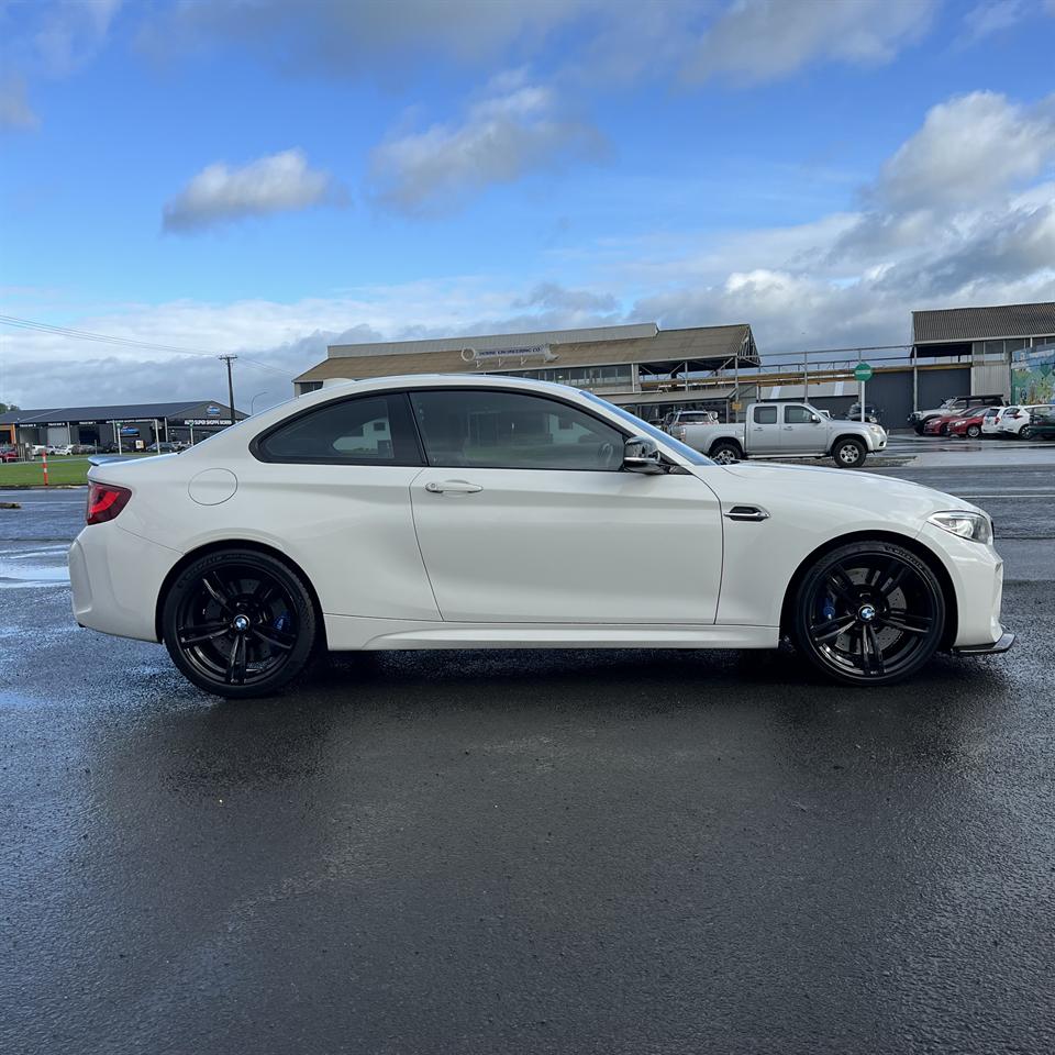 2017 BMW M2