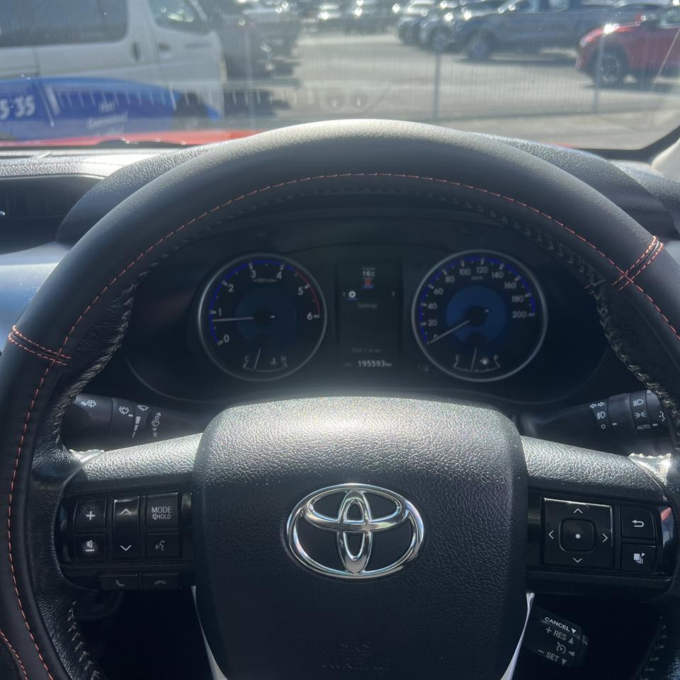 2016 Toyota Hilux