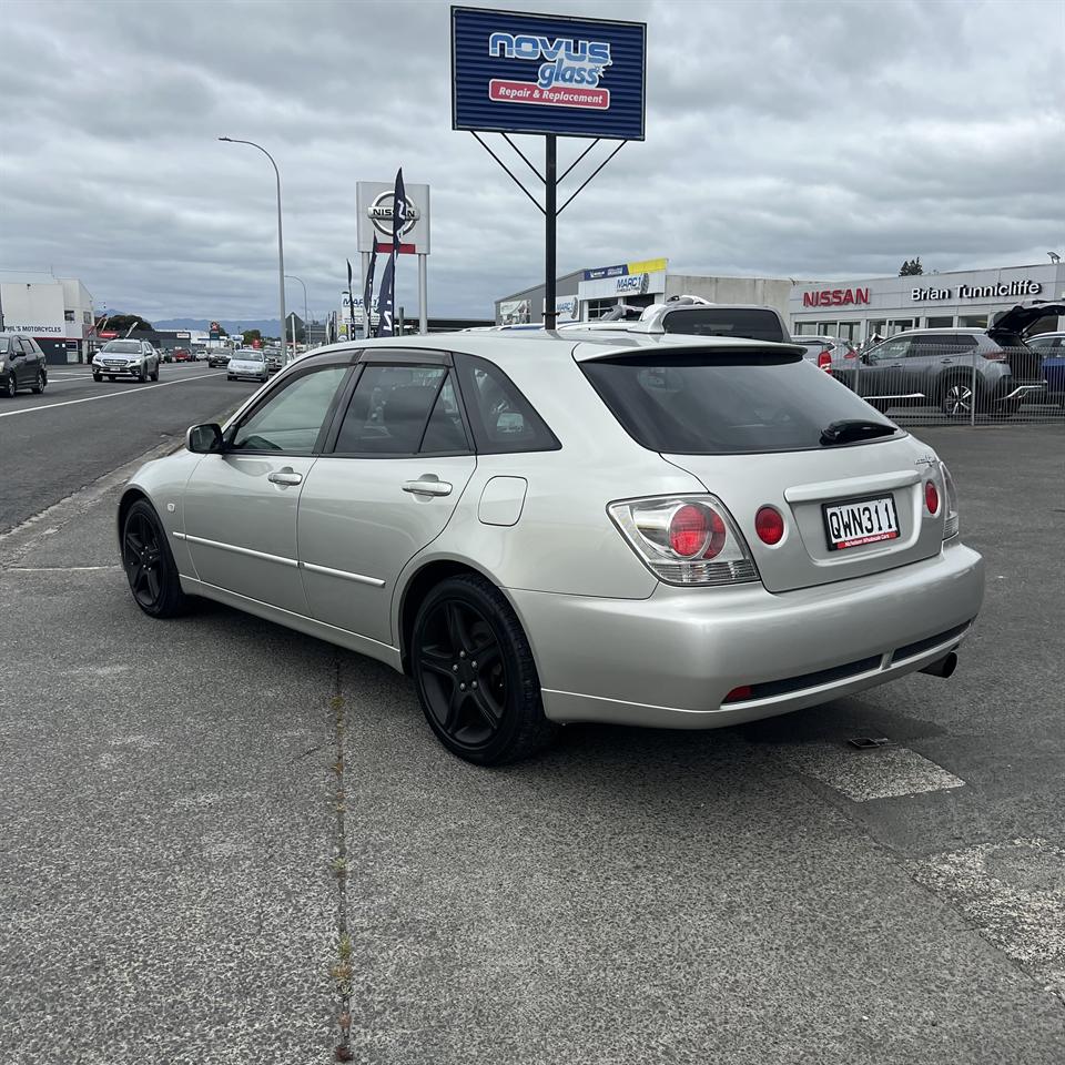 2001 Toyota Altezza